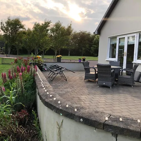 Boutique En-suite Bedroom Cork Проживание в семье *